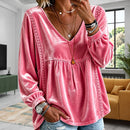 Blusa Manu com Decote V e Detalhes Geométricos